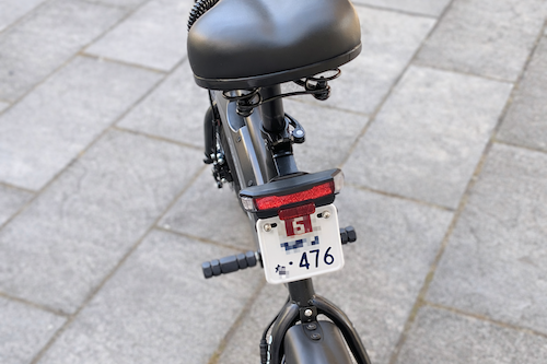 ナンバープレート